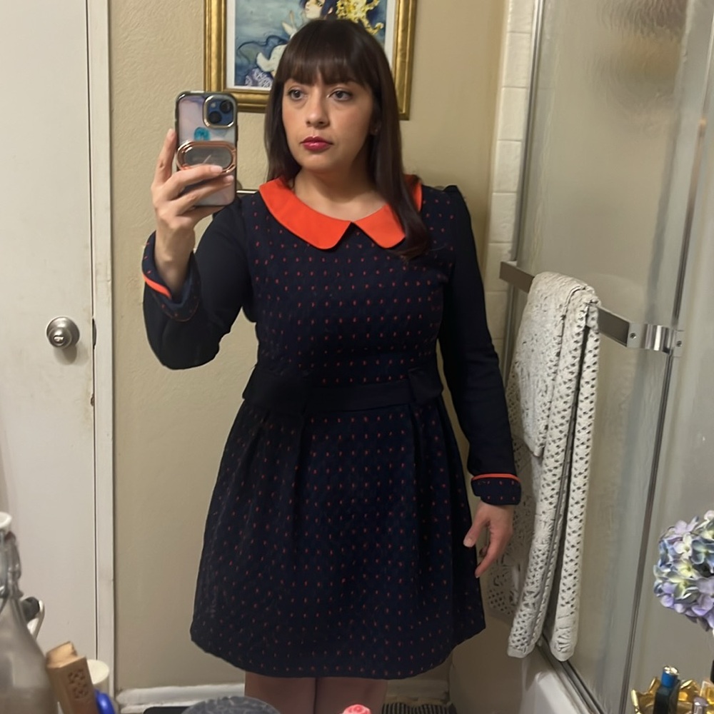 Vintage Mod style 60s dark blue dress with orangish red Peter Pan collar XL